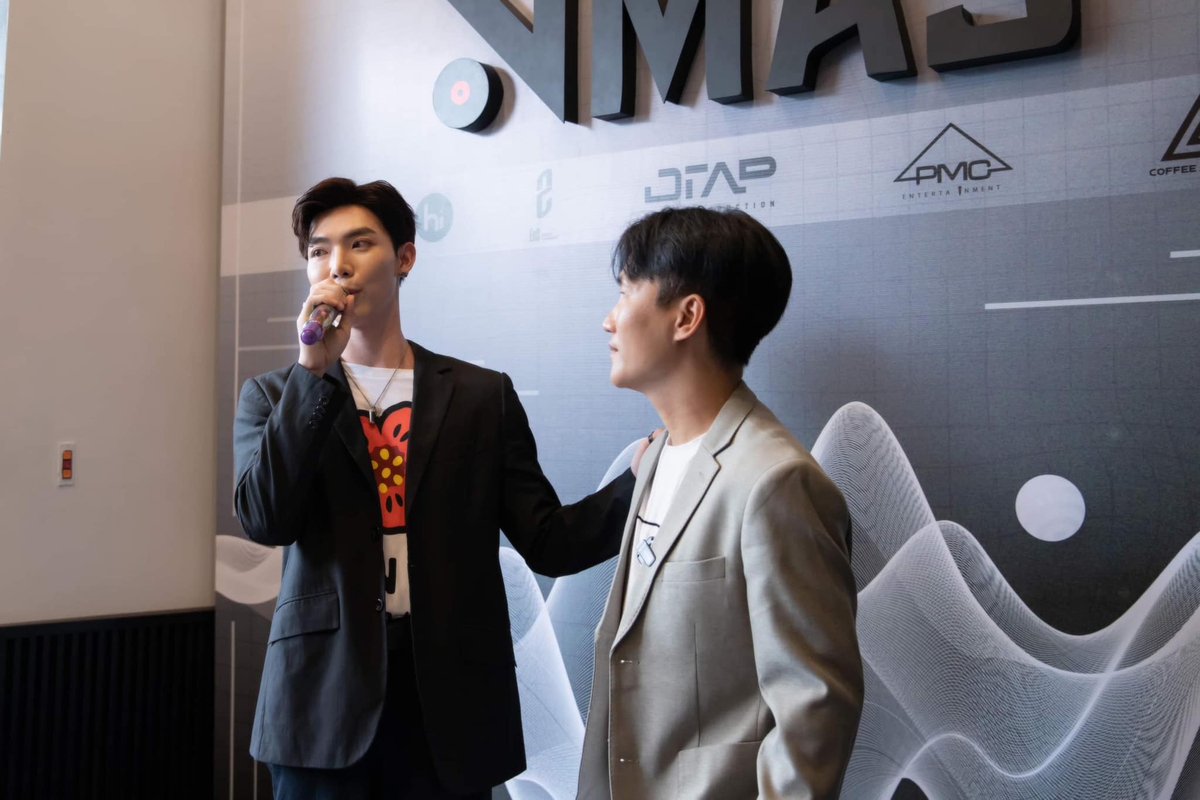 Erik và quản lí xác nhận từng có mâu thuẫn, ẩn ý "đường ai nấy đi" ngay họp báo ra mắt MV 1 tháng trước? - Ảnh 1.