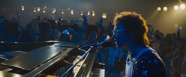Điệp viên Kingsman “lột xác” trở thành tượng đài âm nhạc Elton John  - Ảnh 4.