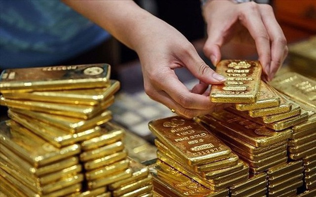 Giá vàng hôm nay (21/10): Giá vàng tiếp tục tăng vọt - Ảnh 1.