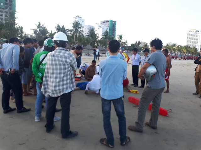 Một du khách Trung Quốc tử vong nghi do đột quỵ khi tắm biển ở Đà Nẵng - Ảnh 1.
