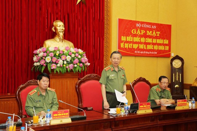 Bộ trưởng Tô Lâm gặp mặt các Đại biểu Quốc hội trong ngành Công an - Ảnh 1.