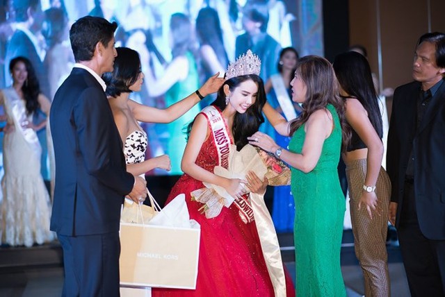 Chân dài Việt sở hữu vòng ba 100 đăng quang Hoa hậu Du lịch Thế giới 2018 - Ảnh 6.