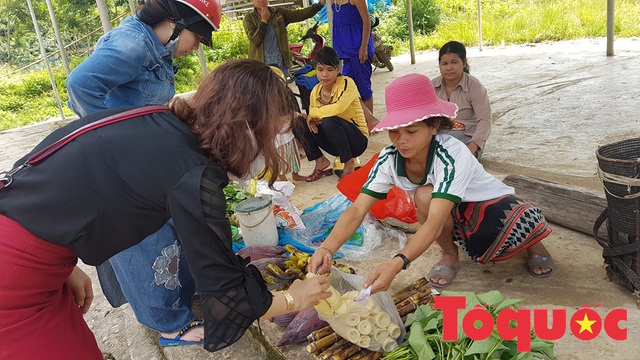 Trải nghiệm thú vị chợ chiều năm ngàn ở vùng cao - Ảnh 6.