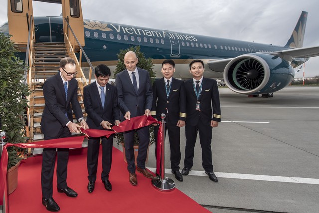 Chiêm ngưỡng máy bay A321neo của Vietnam Airlines vừa được bàn giao tại Đức - Ảnh 3.