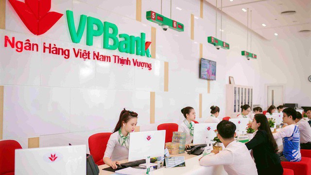  Nợ xuất của VPBank tiếp tục tăng cao, đẩy giá cổ phiếu xuống thê thảm  - Ảnh 1.