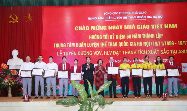 Trung tâm Huấn luyện thể thao quốc gia Hà Nội đã phát động chương trình Thi đua, tăng cường rèn luyện, phấn đấu lập thành tích, hoàn thành các nhiệm vụ trọng điểm - Ảnh 2.