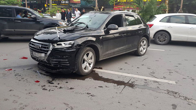 Vụ xe sang Audi lùi vun vút gây tai nạn liên hoàn trên phố Hà Nội: Tài xế khai gạt nhầm số nên cuống - Ảnh 2.