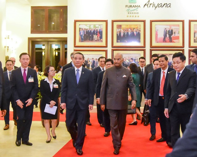Tổng thống Ấn Độ và Phu nhân tới Đà Nẵng - Ảnh 1.