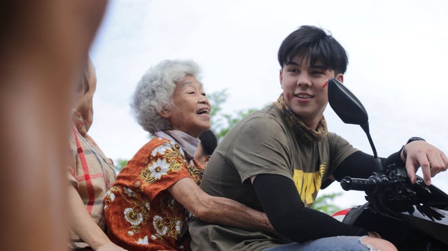 Nam thần xe ôm – bộ phim hài lãng mạn tạo cơn bão phòng vé Thái Lan chính thức đổ bộ vào Việt Nam - Ảnh 5.