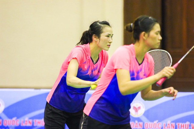 Chung kết nội dung đồng đội môn Cầu lông: Nam Tp Hồ Chí Minh và nữ Bắc Giang xuất sắc giành Huy chương Vàng - Ảnh 1.