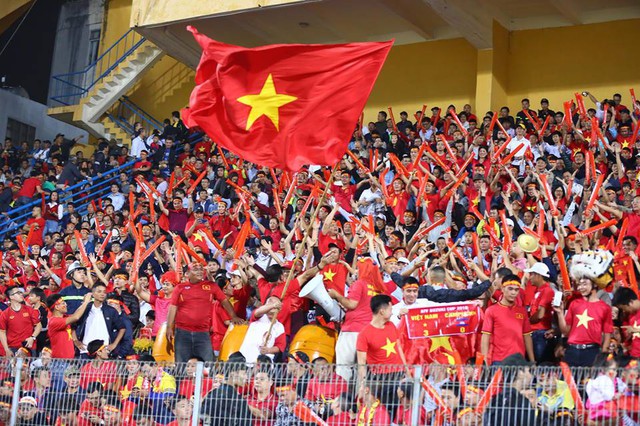Trực tiếp Việt Nam vs Campuchia: Đội tuyển Việt Nam  giành ngôi đầu bảng A, bước vào bán kết AFF Cup 2018 - Ảnh 30.