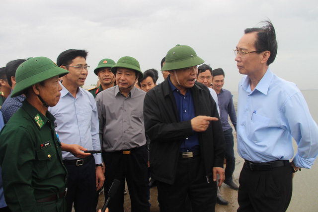 Bộ trưởng Nguyễn Xuân Cường: TP HCM phải chuẩn bị mọi kịch bản ứng phó bão số 9 - Ảnh 3.