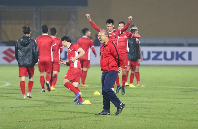 BLV Quang Huy: Việt Nam sẽ thắng Campuchia 3-0 - Ảnh 1.