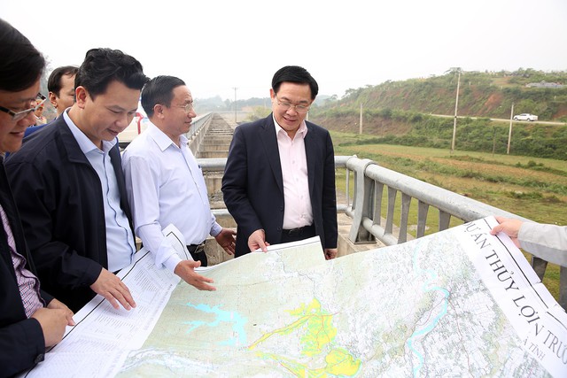 Hệ thống thuỷ lợi Ngàn Trươi- Cẩm Trang sẽ tạo ra sức bật mới trong phát triển kinh tế nông nghiệp, nông thôn của tỉnh Hà Tĩnh - Ảnh 1.