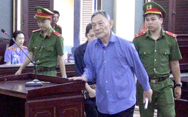 Gây thiệt hại hàng trăm tỷ đồng, nguyên Tổng giám đốc Công ty Tài chính cao su Việt Nam nhận 16 năm tù - Ảnh 1.