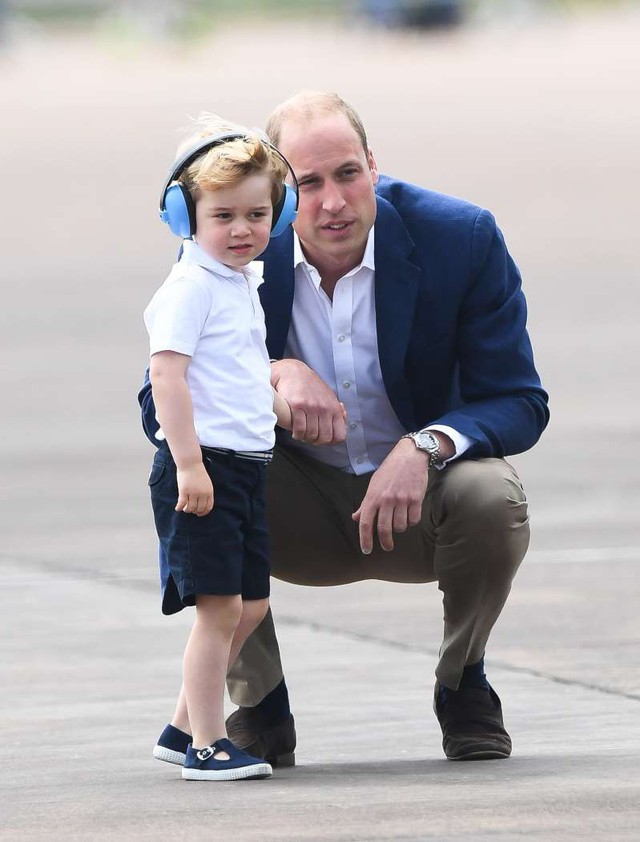 Tên gọi ngọt ngào Hoàng tử nhỏ George dành  cho cha là Hoàng tử William - Ảnh 1.