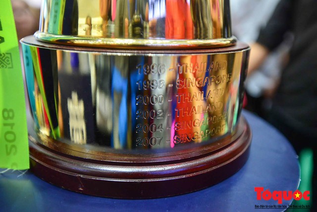 Cúp vàng AFF tới Việt Nam trước thềm AFF Suzuki Cup 2018 - Ảnh 8.