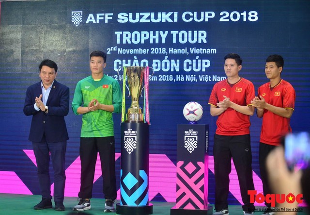 Cúp vàng AFF tới Việt Nam trước thềm AFF Suzuki Cup 2018 - Ảnh 4.