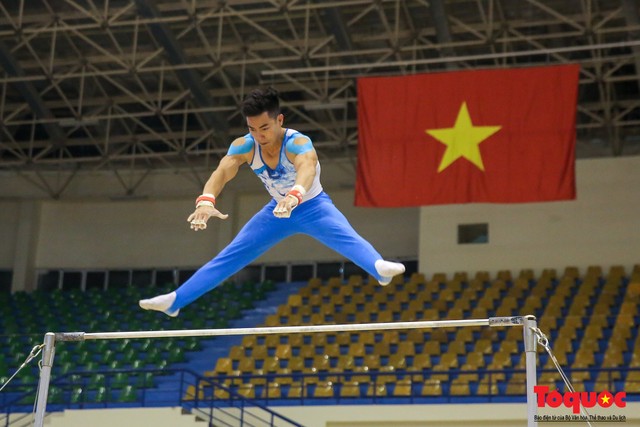 VĐV Việt kiều Nguyễn Tienna Katelyn giành huy chương vàng thể dục dụng cụ toàn năng nữ - Ảnh 8.