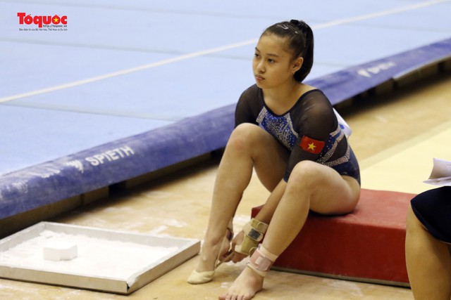 VĐV Việt kiều Nguyễn Tienna Katelyn giành huy chương vàng thể dục dụng cụ toàn năng nữ - Ảnh 4.