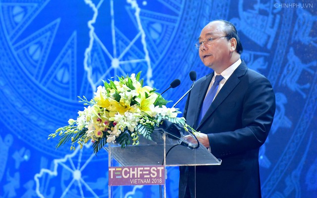 Thủ tướng Nguyễn Xuân Phúc: Người Việt Nam có đầy đủ tố chất bẩm sinh cho sự sáng tạo - Ảnh 1.