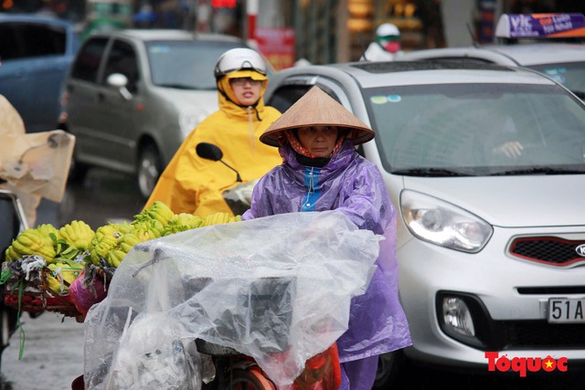 Dự báo thời tiết ngày 7/11: Miền Bắc đón không khí lạnh kèm mưa, Hà Nội nhiệt độ giảm mạnh - Ảnh 1.