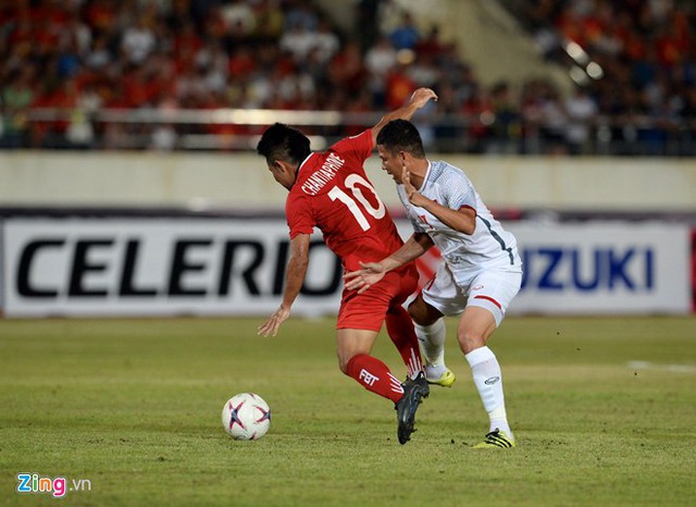Kết thúc hiệp 1: Đội tuyển Việt Nam dẫn trước 2-0 trước Lào, Công Phượng, Anh Đức lập công - Ảnh 5.