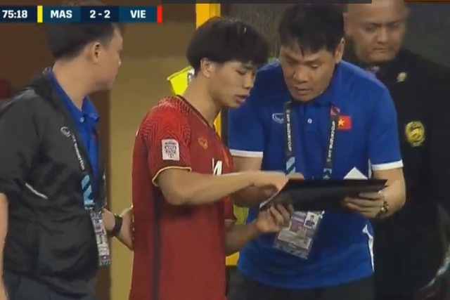 Trực tiếp Việt Nam – Malaysia: Tỷ số 2-2, một trận đấu mãn nhãn - Ảnh 2.