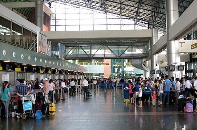 12.410 lượt chuyến bay bị chậm tại sân bay quốc tế Nội Bài   - Ảnh 1.