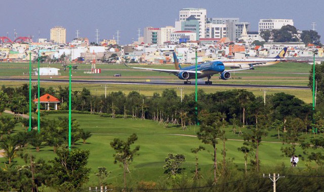 Sân golf Tân Sơn Nhất bị xóa bỏ khỏi quy hoạch sân golf ở TP HCM - Ảnh 1.