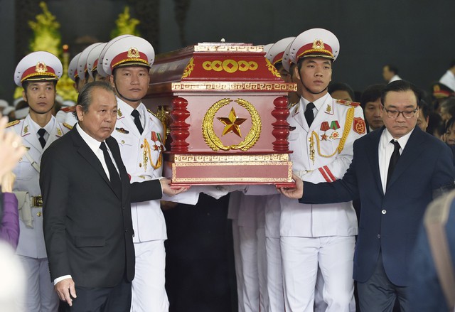 Tổ chức trọng thể Lễ tang đồng chí Nguyễn Văn Trân - Ảnh 2.