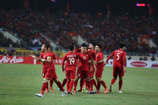Chung kết Việt Nam – Malaysia: Sau 10 năm chờ đợi, Việt Nam giành ngôi vương ở AFF Cup  - Ảnh 22.
