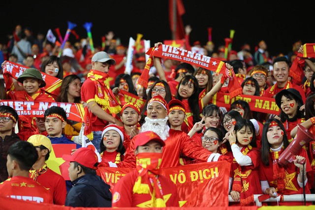 Chung kết Việt Nam – Malaysia: Sau 10 năm chờ đợi, Việt Nam giành ngôi vương ở AFF Cup  - Ảnh 33.