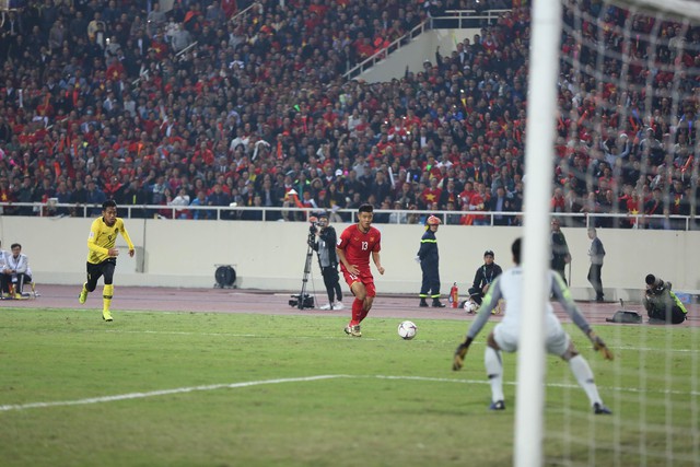 Chung kết Việt Nam – Malaysia: Sau 10 năm chờ đợi, Việt Nam giành ngôi vương ở AFF Cup  - Ảnh 1.