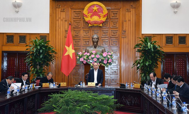 Thủ tướng Nguyễn Xuân Phúc phát triển nhanh và bền vững ở Việt Nam theo hướng phát huy nguồn lực đất nước - Ảnh 2.
