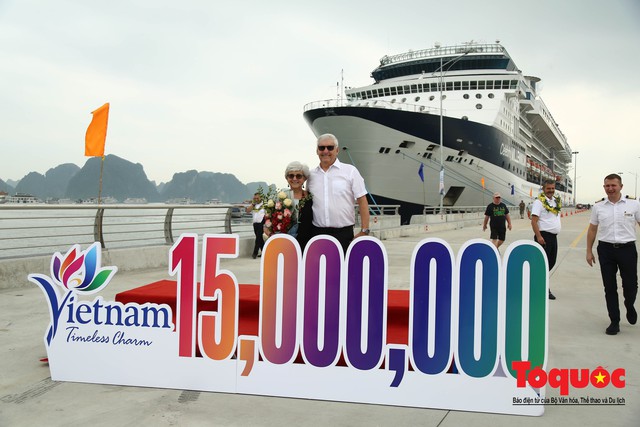 Việt Nam đón vị khách quốc tế thứ 15 triệu, hoàn thành mục tiêu lớn - Ảnh 4.