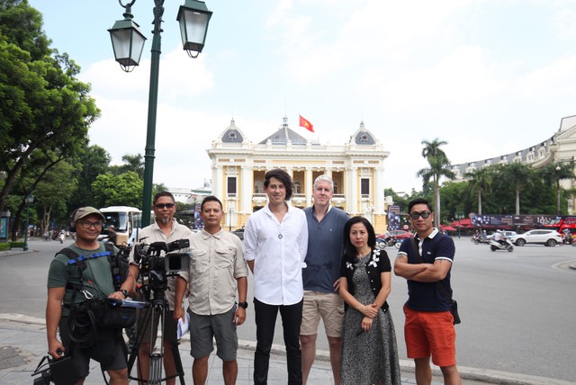 Kênh truyền hình giải trí dẫn đầu toàn cầu Discovery làm phim về người Việt tại Đông Phi - Ảnh 2.