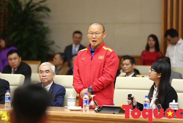 Thủ tướng: Chức vô địch AFF Cup của đội tuyển Việt Nam là thành công từ sự nỗ lực, đoàn kết - Ảnh 5.
