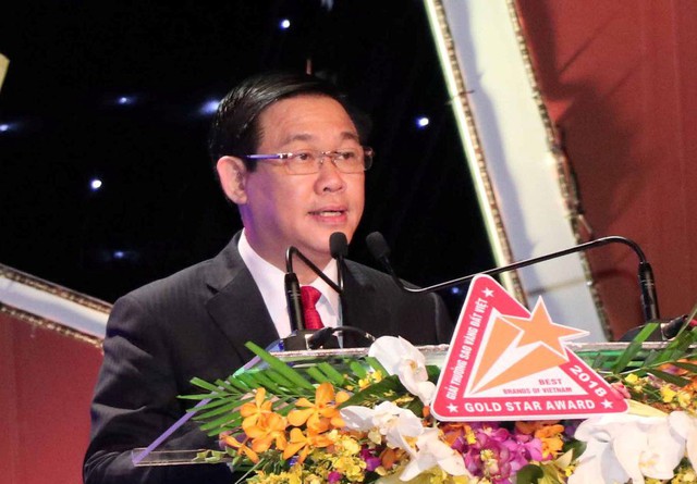 200 doanh nghiệp ‘Sao Vàng đất Việt’ đạt doanh thu hơn 900.000 tỷ đồng  - Ảnh 1.