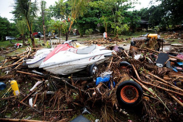Những hình ảnh mới nhất Indonesia “tan tác” sau thảm họa sóng thần - Ảnh 8.