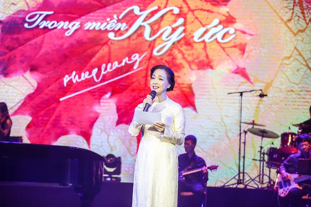 Ca khúc Phú Quang viết trong ngày mối tình đầu lên xe hoa sau 13 năm xa cách được biểu diễn trước công chúng - Ảnh 6.