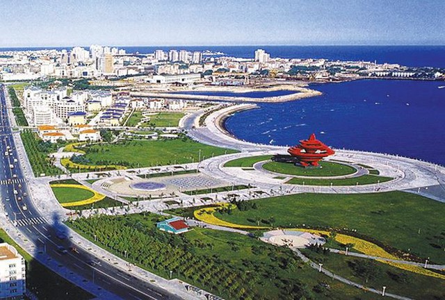Quảng Ninh đã rót 36.000 tỷ đồng ngân sách vào  khu kinh tế Vân Đồn và mong muốn được triển khai loại hình kinh doanh casino - Ảnh 2.
