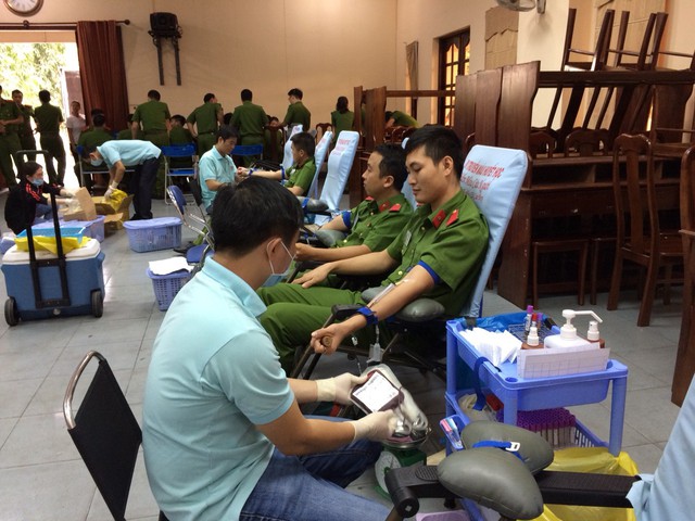 TP HCM huy động 52.000 túi máu dự trữ cho dịp nghỉ Tết - Ảnh 1.