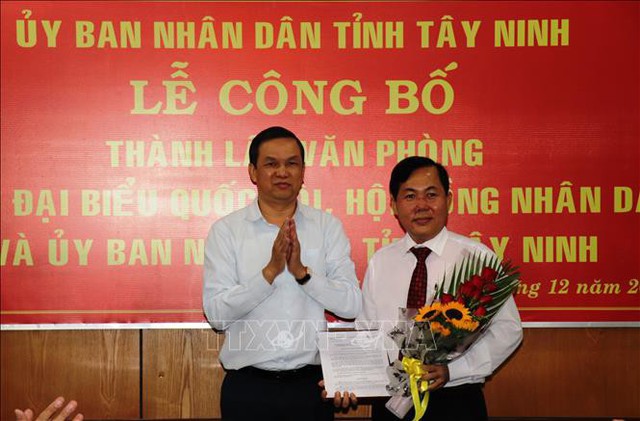 Tây Ninh hợp nhất 3 Văn phòng cấp tỉnh với 5 cán bộ cấp phó - Ảnh 1.