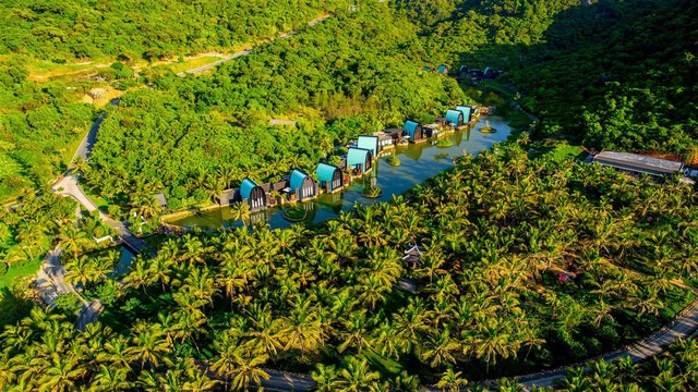 Tuyệt tác nghỉ dưỡng trên bán đảo Sơn Trà đạt giải thưởng Khu nghỉ dưỡng thân thiện với môi trường nhất thế giới - Ảnh 2.