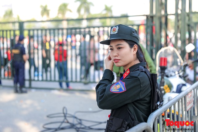 Bán kết lượt về Việt Nam - Philippines: An ninh thắt chặt, hàng nghìn cảnh sát được tăng cường, giữ an ninh cho trận đấu - Ảnh 4.