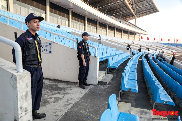 Bán kết lượt về Việt Nam - Philippines: An ninh thắt chặt, hàng nghìn cảnh sát được tăng cường, giữ an ninh cho trận đấu - Ảnh 3.