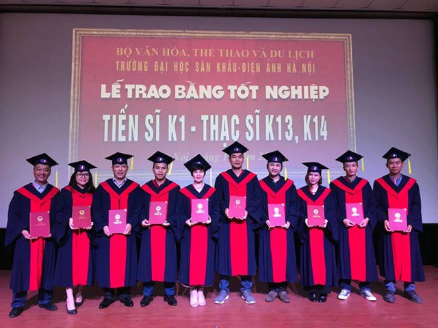 Trường Đại học Sân khấu - Điện ảnh Hà Nội trao bằng tốt nghiệp cho tân tiến sĩ Khóa đầu tiên - Ảnh 3.