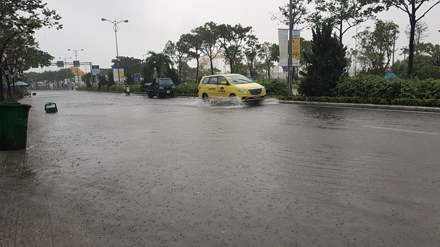 Đà Nẵng ngập kinh hoàng sau mưa lớn  - Ảnh 3.