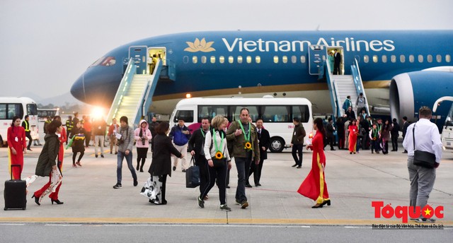 Việt Nam chào đón đoàn khách quốc tế đầu tiên năm 2019 - Ảnh 1.